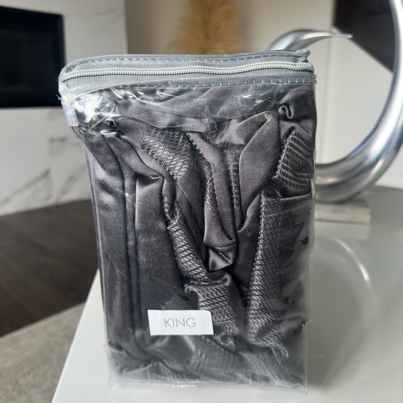 Hotel Collection

Structure 3-Piece Duvet Cover Set - Picture 6 of 7